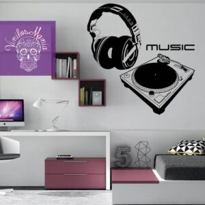 DJ